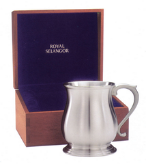 ROYAL SELANGOR Pewter Centenary Tankard in Gift Box – Demo999